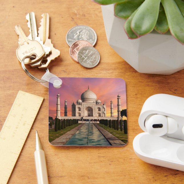 Monuments | Colourful View of the Taj Mahal Key Ring (Desk)