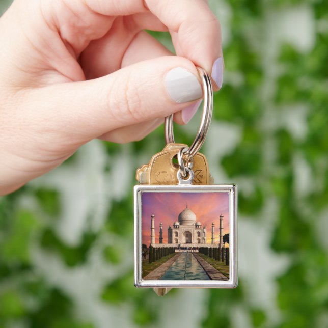 Monuments | Colourful View of the Taj Mahal Key Ring (Hand)
