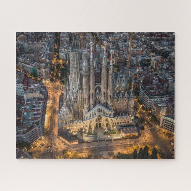 Monuments | La Sagrada Familia Jigsaw Puzzle (Horizontal)
