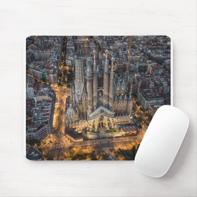 Monuments | La Sagrada Familia Mouse Mat (With Mouse)