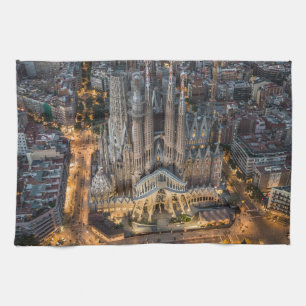 Monuments   La Sagrada Familia Tea Towel