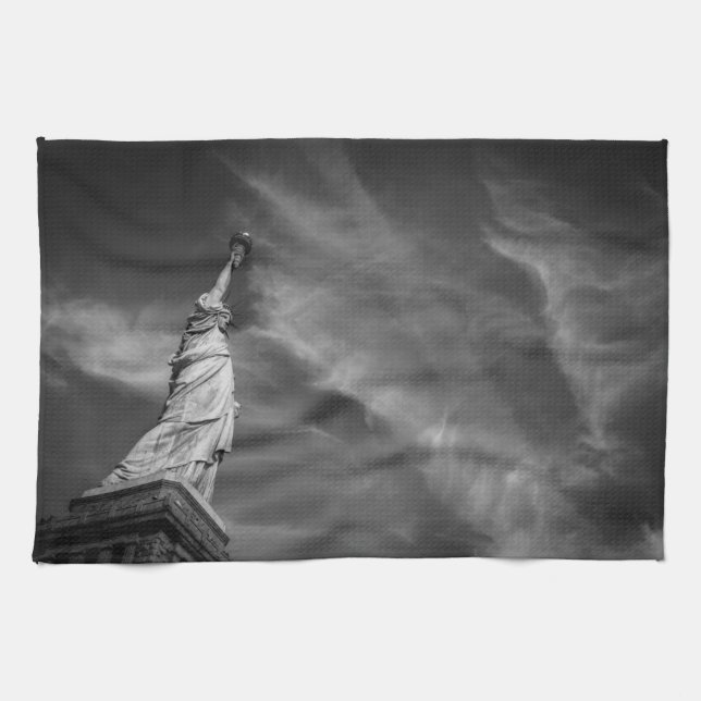 Monuments | Statue of Liberty Manhattan NYC Tea Towel (Horizontal)