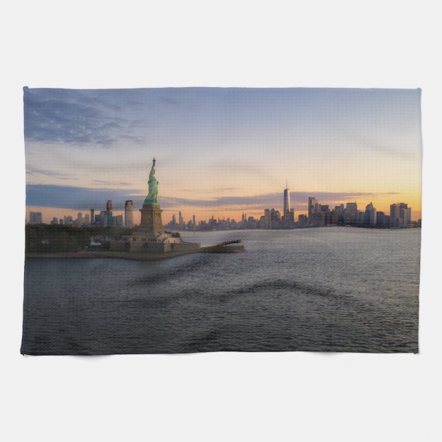 Monuments | Statue of Liberty NYC Tea Towel (Horizontal)
