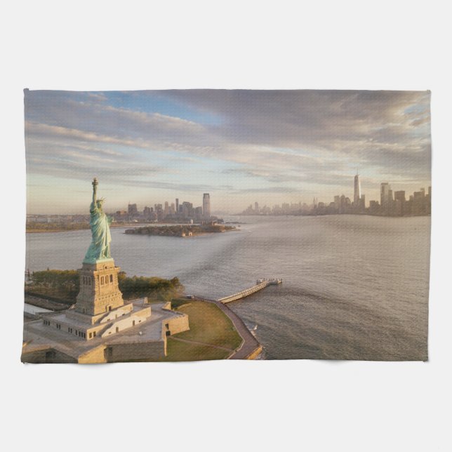 Monuments | Statue of Liberty Tea Towel (Horizontal)
