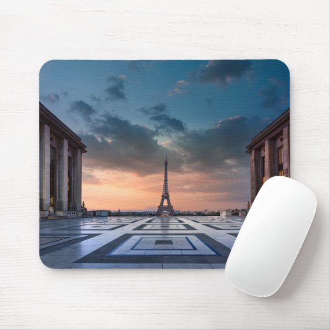 Monuments | The Eiffel Tower Mouse Mat (With Mouse)