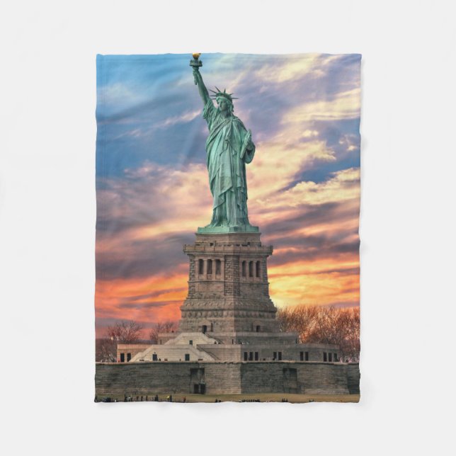 Monuments | The Statue of Liberty Fleece Blanket (Front)
