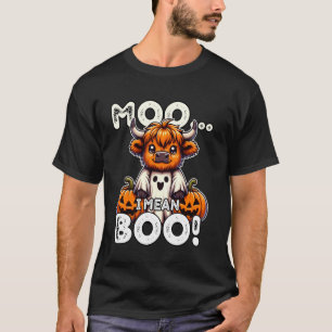 Moo I Mean Boo Funny Highland Cow Ghost Halloween  T-Shirt