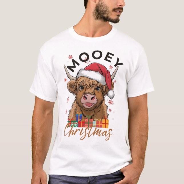 Mooey Christmas Tshirt Highland Cow Xmas Light San (Front)