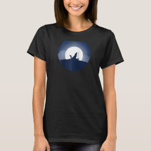 Moon Night Wildlife Forest Animal Predator Howling T-Shirt