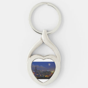 Moon Over the City – Elegant Night Keychain