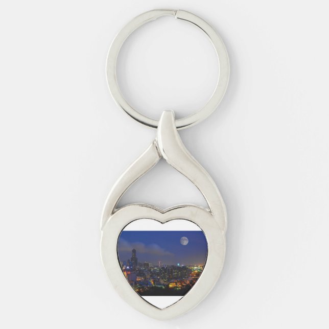 Moon Over the City – Elegant Night Keychain (Front)