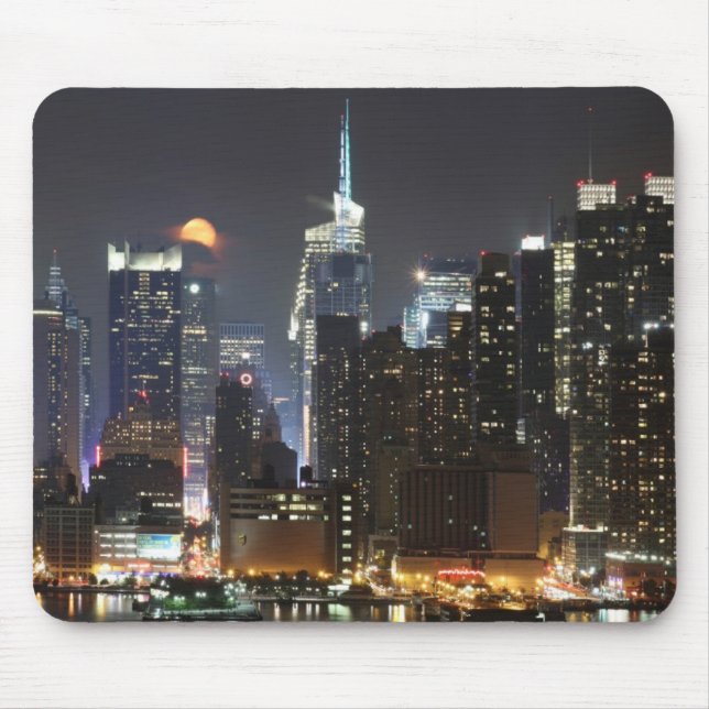 Moon rises over midtown New York. Mouse Mat (Front)