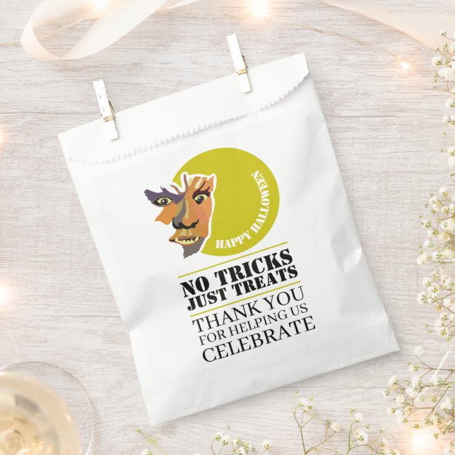 Moon Wolf, Halloween Party Favour Bags (Clipped)