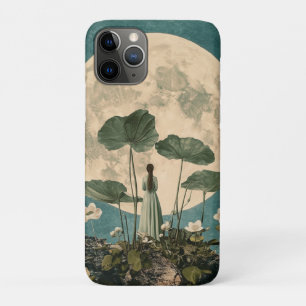 Moonlit Serenity – Vintage Lotus Scene iPhone 11 Pro Case