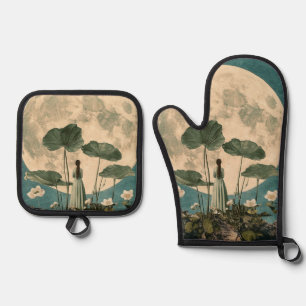 Moonlit Serenity – Vintage Lotus Scene Oven Mitt & Pot Holder Set