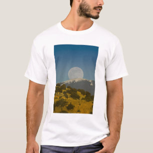 Moonrise over the Sangre de Cristo Mountains, T-Shirt