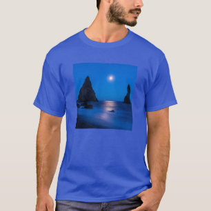 Moonrise Reflection   Iceland, Reynisdrangur T-Shirt