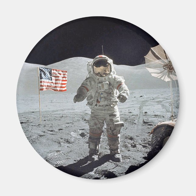 Moonwalk Magnet (Front)