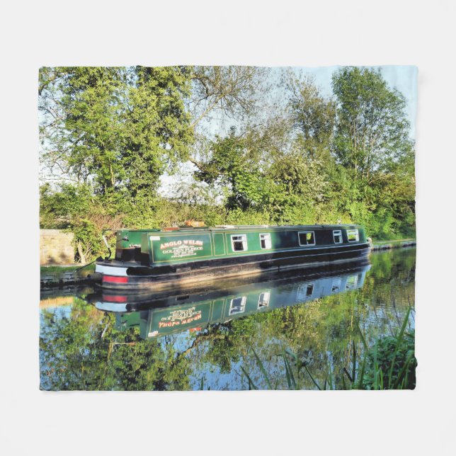 MOORED NARROWBOAT ON THE CANAL Fleece Blanket (Front (Horizontal))