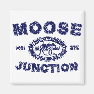 Moose-Junction-Distressed-[ Magnet