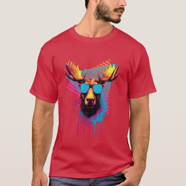 Moose with sunglasses 80s 90s gift T-Shirt (Front)