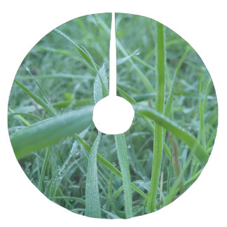 morning dew brushed polyester tree skirt