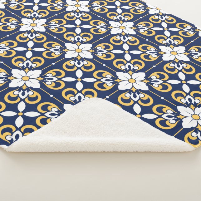 Moroccan blue gold geometric tile decorative ogee sherpa blanket (3/4)