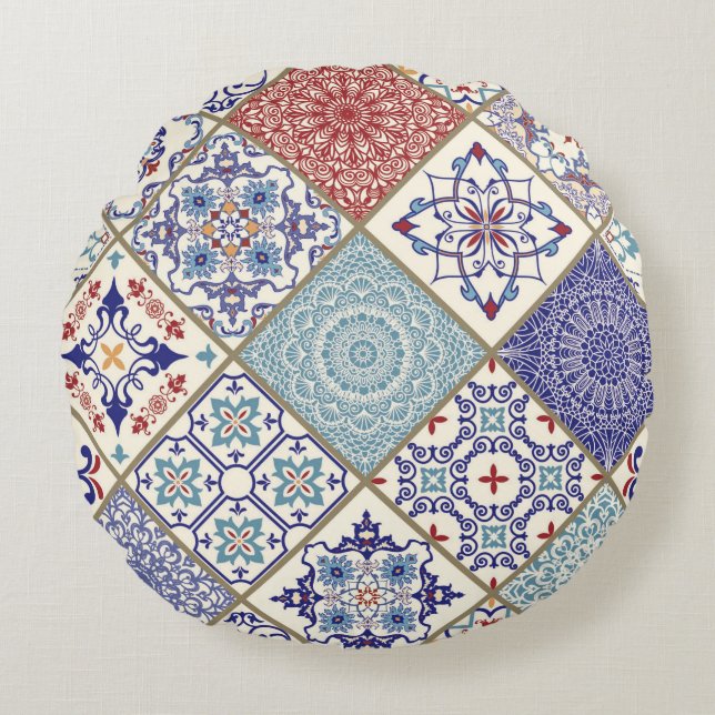 Moroccan Mosaic Vintage Classic Pattern Round Cushion (Front)