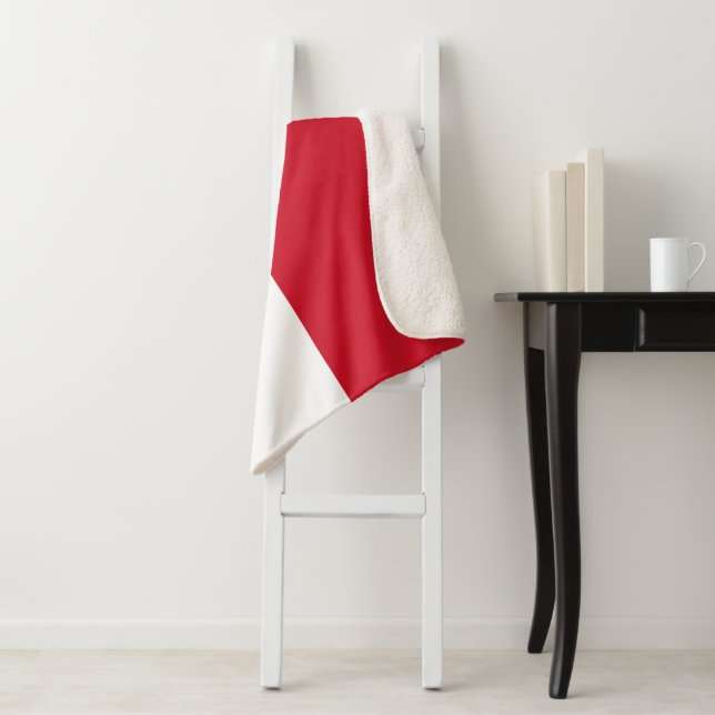 Morocco Flag Sherpa Blanket (In Situ)