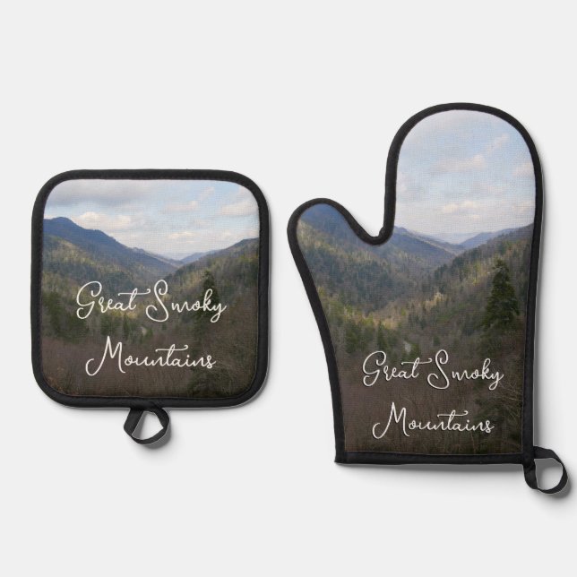Morton Overlook at Great Smoky Mountains Oven Mitt & Pot Holder Set (Front)