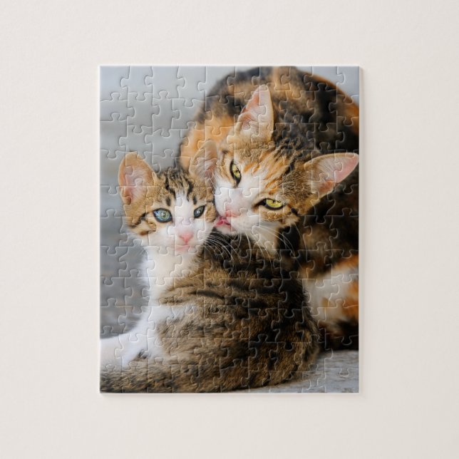 Mother cat loves cute kitten jigsaw puzzle (Vertical)