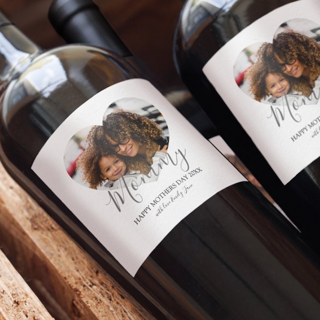 Mothers Day Heart Photo Wine Label (Creator Uploaded)