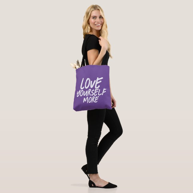 Motivation quote tote bag (On Model)