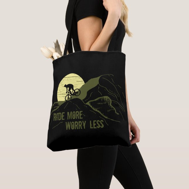 Motivational cycling quotes tote bag (Close Up)