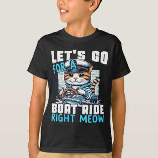 Motor boats cat captain speed boat owner cats T-Shirt