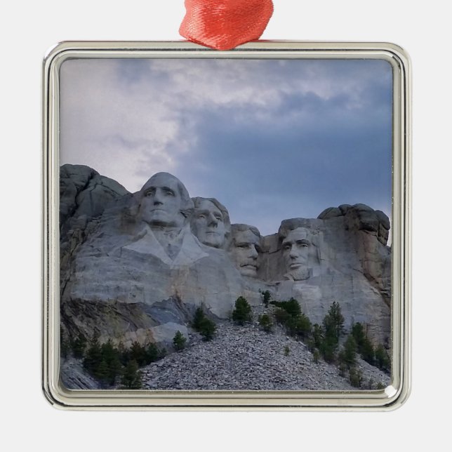Mount Rushmore Metal Tree Decoration (Front)