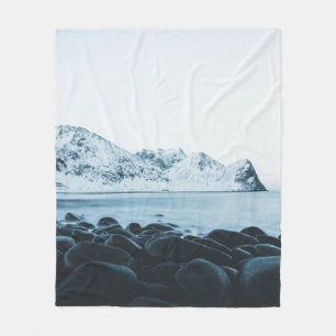 MOUNTAIN COVER WITH SNOW PHOTOGRAPHY FLEECE BLANKET