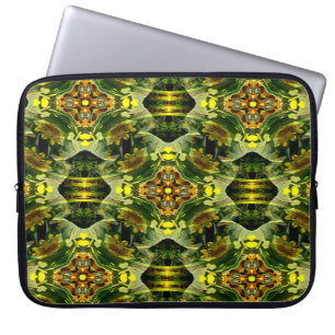 Mountain Daisies.... Laptop Sleeve
