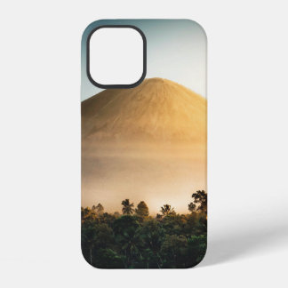 MOUNTAIN DURING GOLDEN HOUR iPhone 12 CASE
