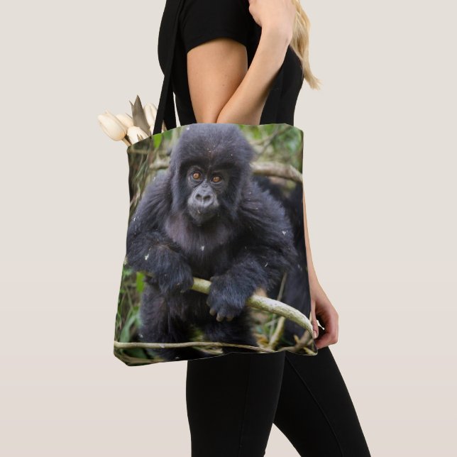 Mountain Gorilla | Gorilla Beringei Beringei Tote Bag (Close Up)