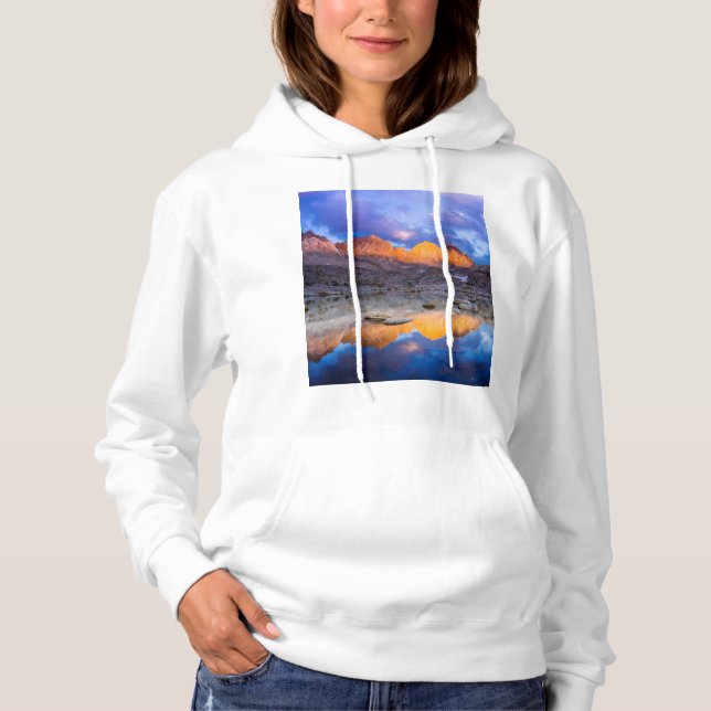Mountain reflection, California Hoodie (Front)
