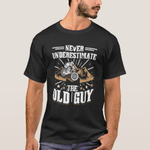 Mountainbike Mtb Never Underastimate The Old Guy T-Shirt