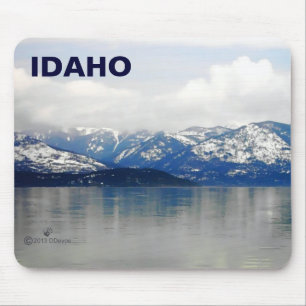 Mountains By The Lake Mouse Mat
