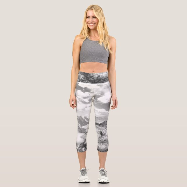 Mountains (photo montage) 3 capri leggings (Front)