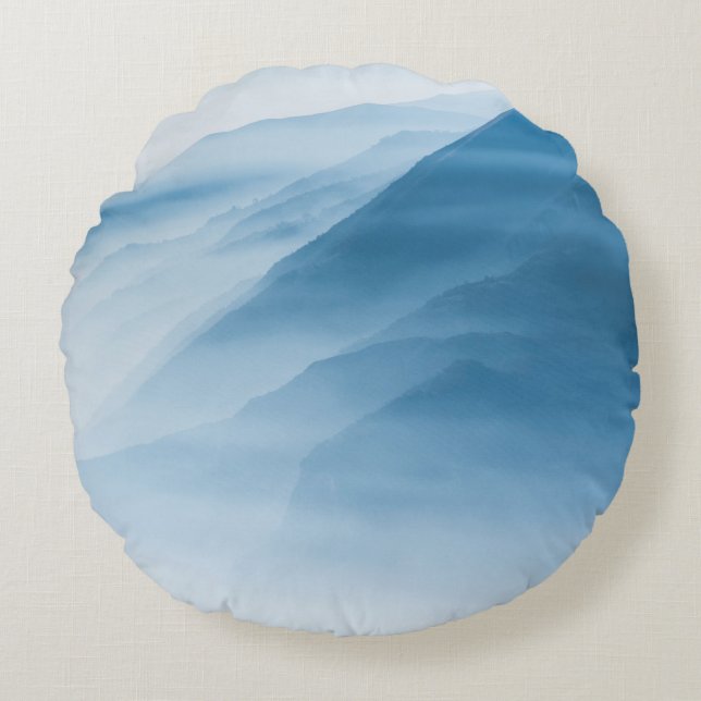 MOUNTAINS ROUND CUSHION (Front)
