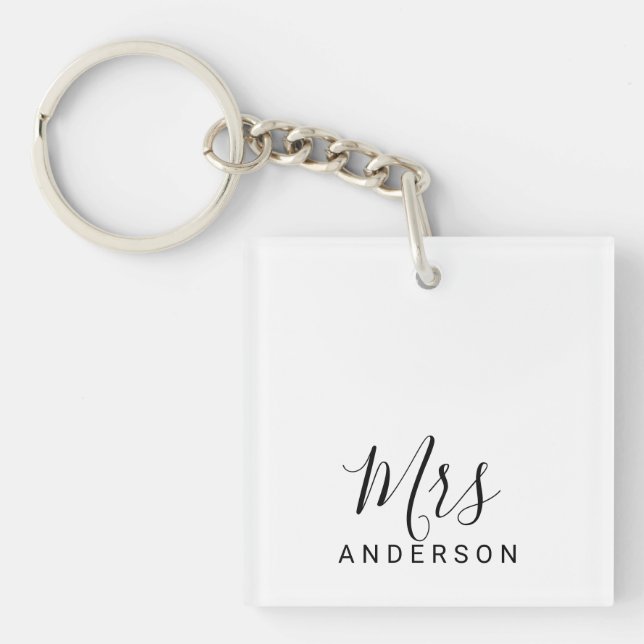 Mr and Mrs | Black and White Modern Script Wedding Key Ring (Front)