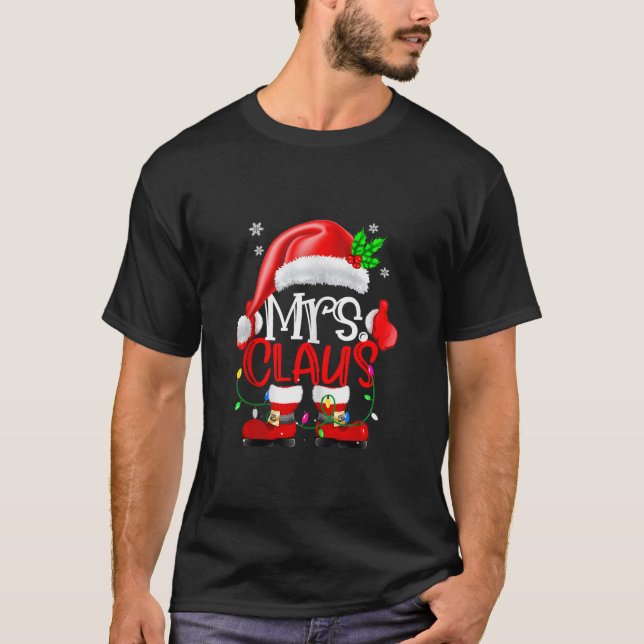 Mr and Mrs Claus Couples Family Christmas Santa Xm T-Shirt (Front)
