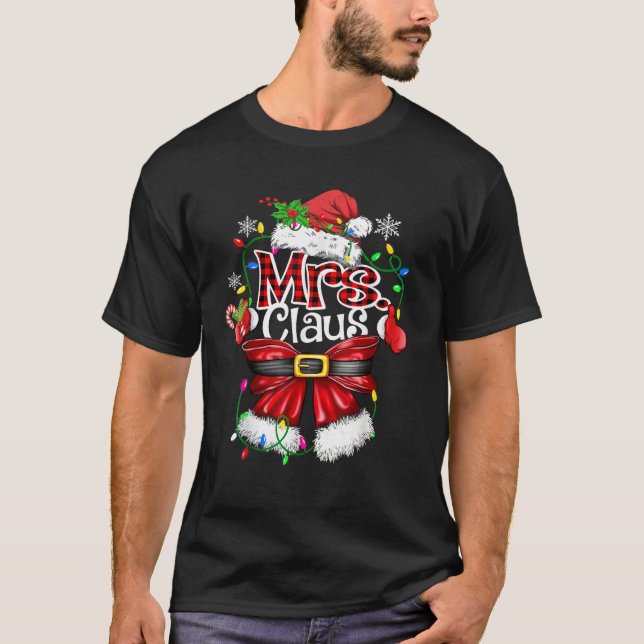 Mr and Mrs Claus Couples Santa Christmas Lights Pa T-Shirt (Front)