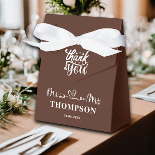 Mr and Mrs Elegant Simple   Brown Favour Box
