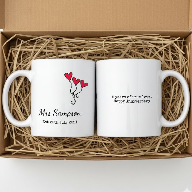 Mr And Mrs Mugs 5th Wedding Anniversary Keepsake (two mugs on straw in a box)